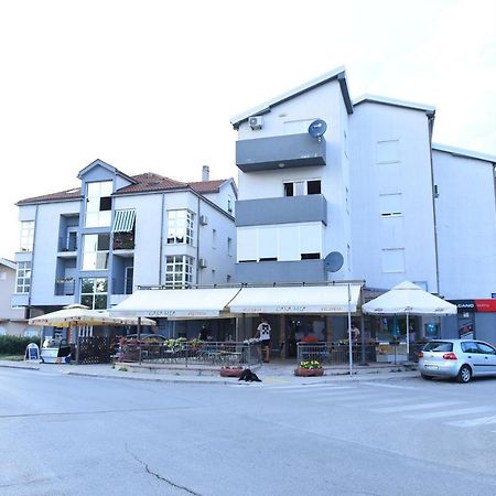 New Apartment Located In The Heart Of Niksic. Exterior photo